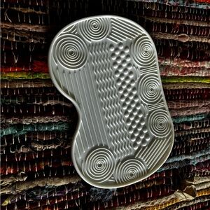 White Makeup Brush Cleaner Tray